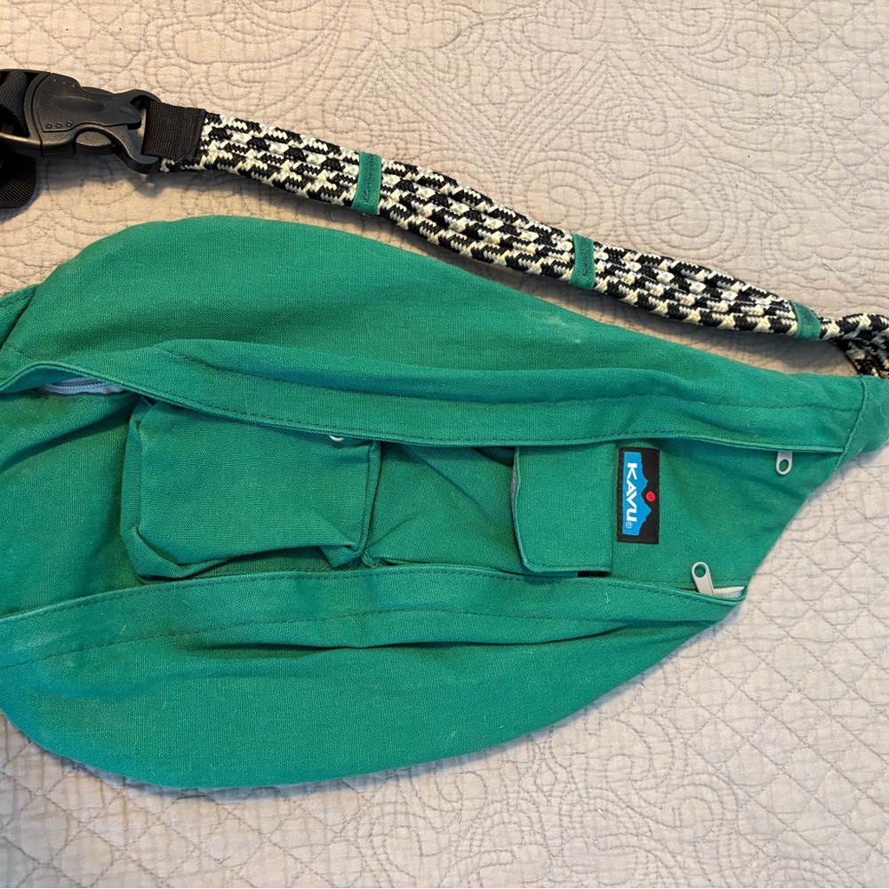 Kavu green Sling Bag with Patterned Strap